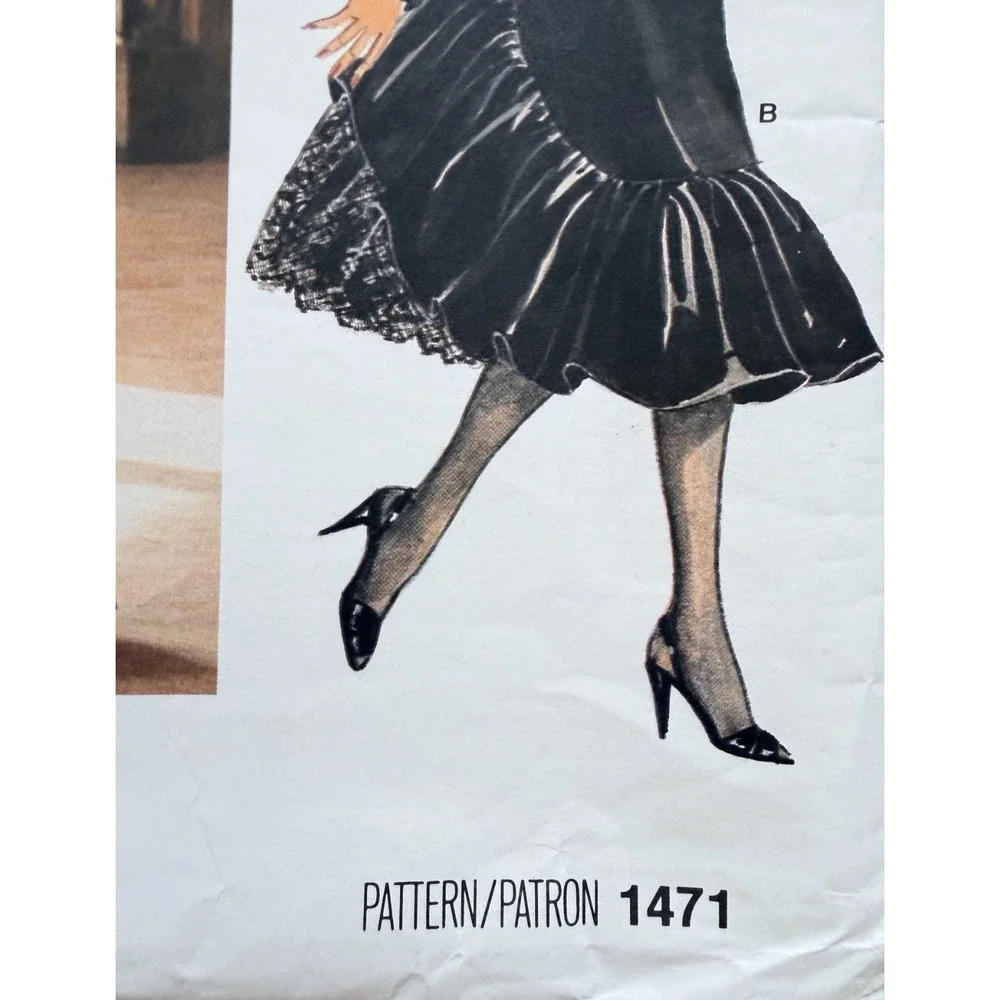 Vogue Design BELLVILLE-SASSOON Pattern Evening Cocktail Strapless, Rear Detail 8